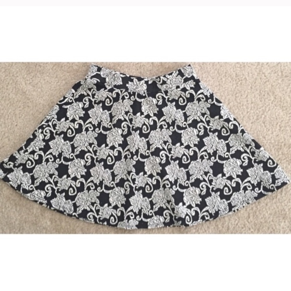 5 for $25HPx2 Floral Skater Skirt - Picture 4 of 8