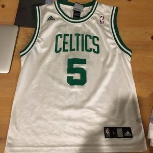 Celtic jersey youth larger never worn no tags