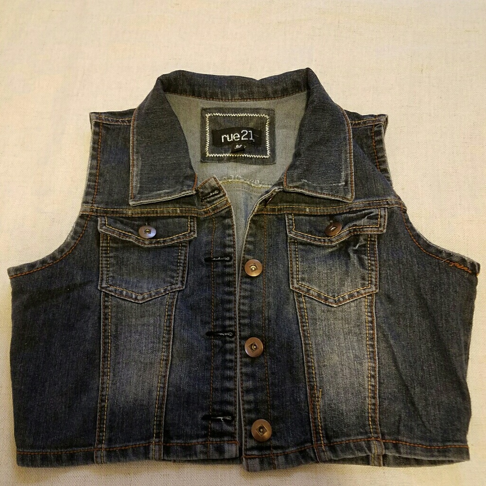 Rue 21 Sleeveless Jean Jacket