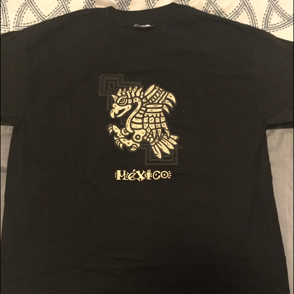 Black Tshirt with Mexican logo