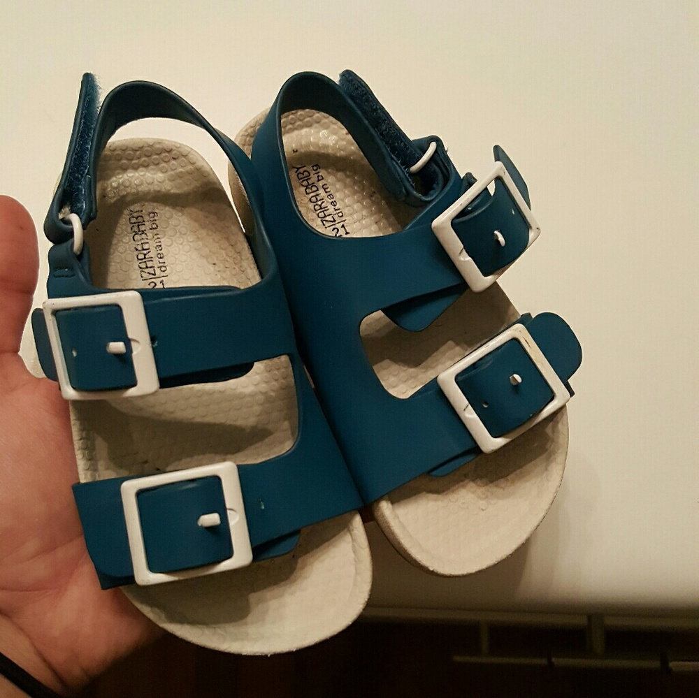 Zarababy sandals