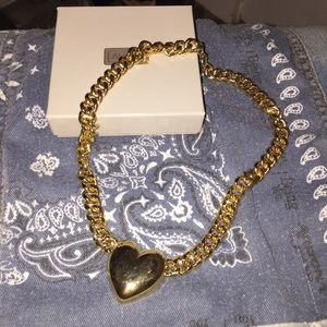 Vintage gold avon chunky heart necklace