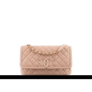 Meet your Posher, Ina