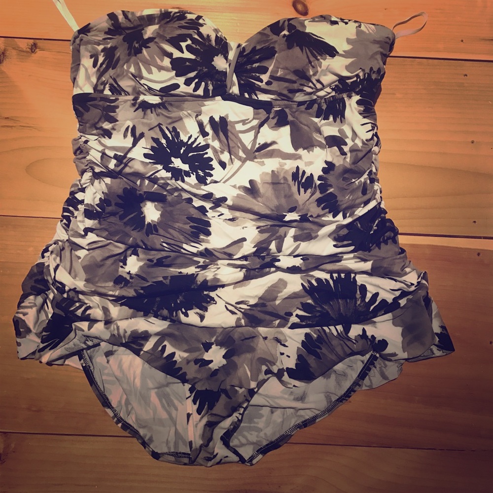 Plus size one piece swim suit