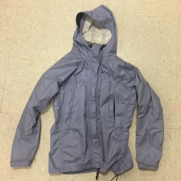 Marmot Jackets & Blazers - 💖Weekend Wanderlust HP 💖Marmot Rain Jacket
