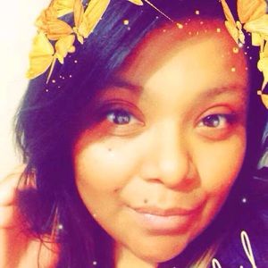 Meet your Posher, Rocio