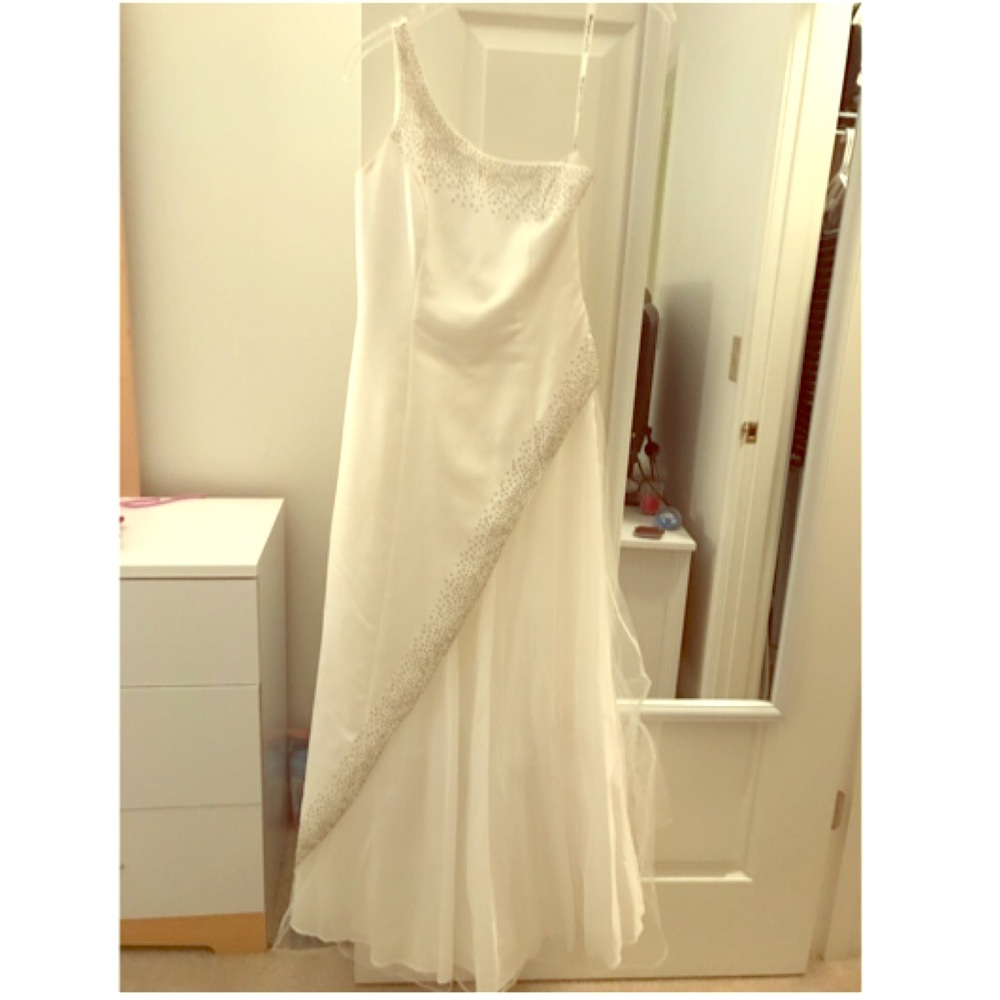 Beautiful White Sparkle Dress