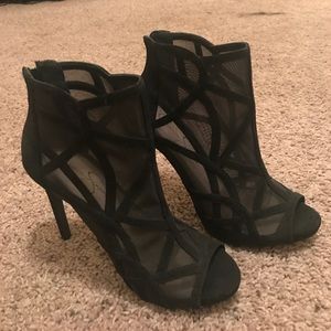 Jessica Simpson heels!!!!