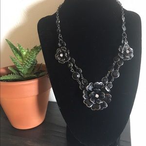 🌺Statement flower necklace🌺