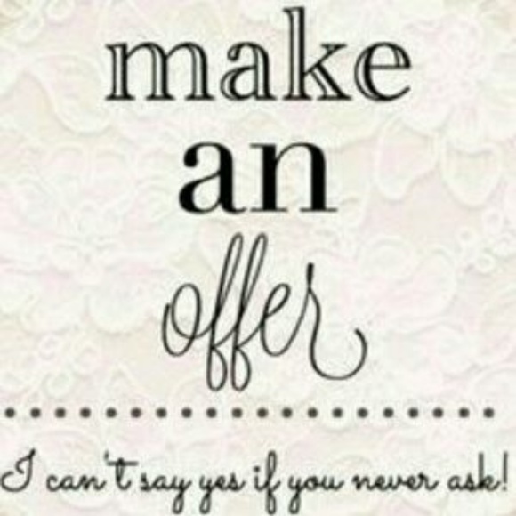 Meet your Posher, Sara - Picture 2 of 2