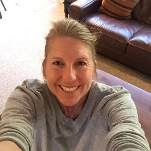 Meet your Posher, Cindy