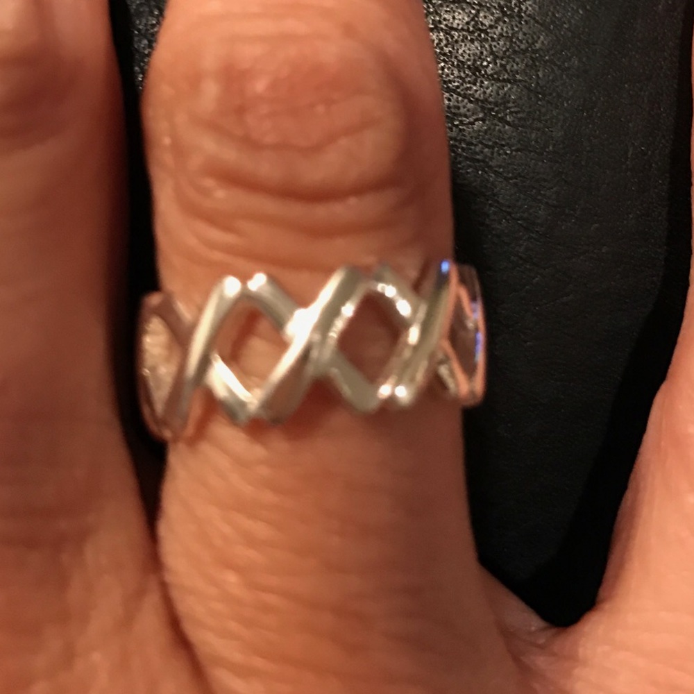 💥Sterling Silver .925 XXX Ring💥size 6
