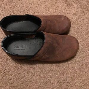 Sanita clogs