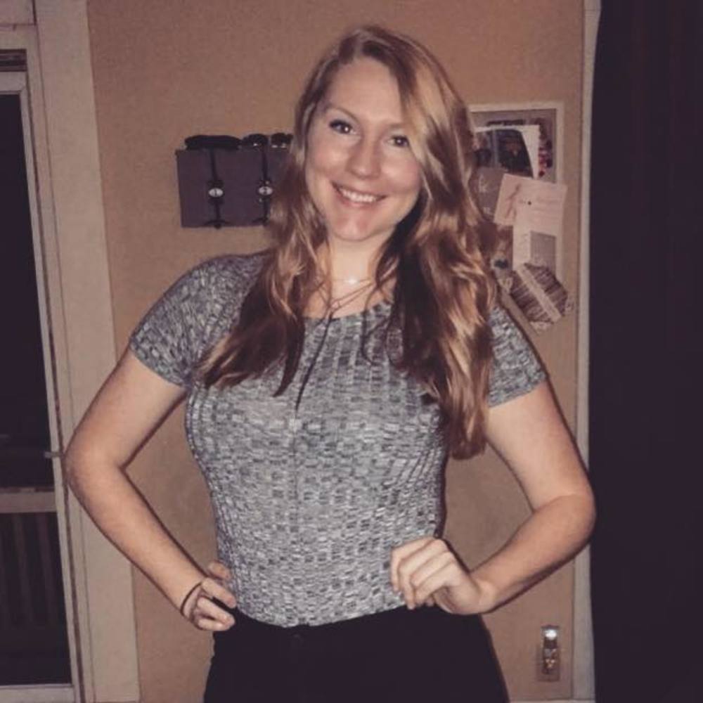 Meet your Posher, Danielle