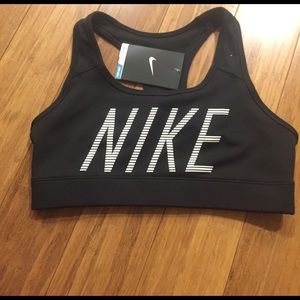 NWT Nike drift sportsbra
