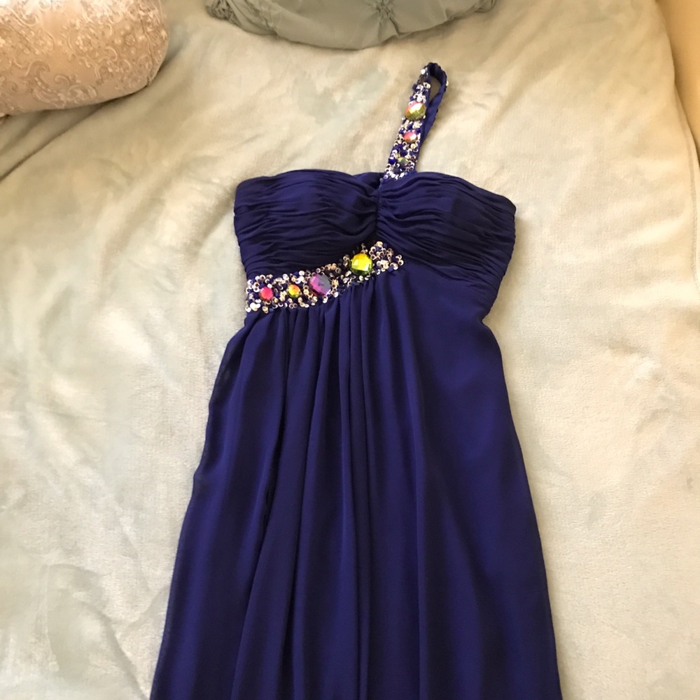 Royal Blue La Femme Prom Dress - Picture 4 of 4