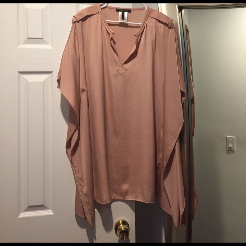 BCBGMAXAZRIA Silky gorgeous cocktail dress.