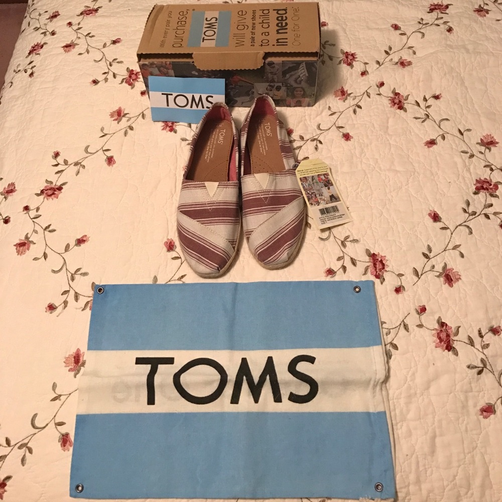 TOMS shoes