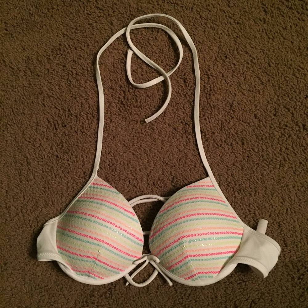 Victoria's Secret add two cups push up bikini top
