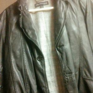 KENNETH COLE MENS black leather jacket