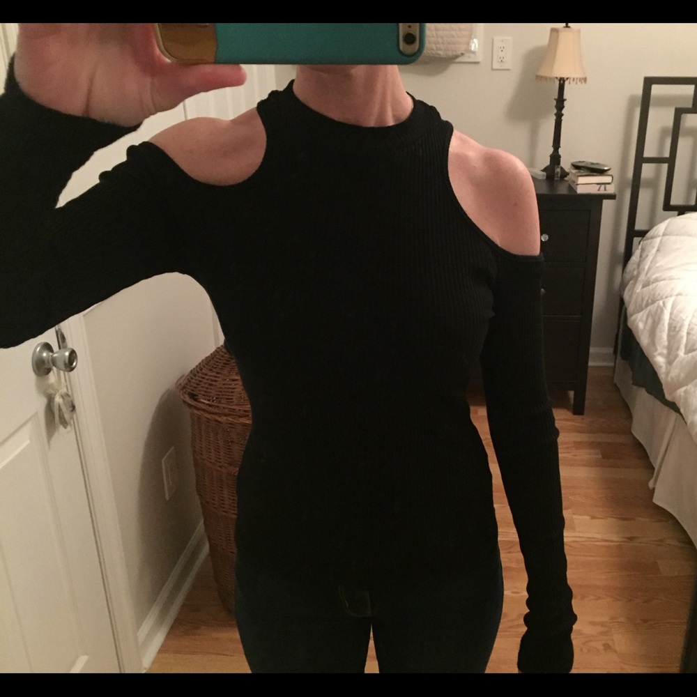 Cold Shoulder Black Top Size Small