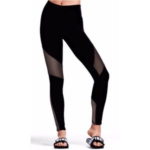 Victoria's Secret PINK ultimate sport leggings