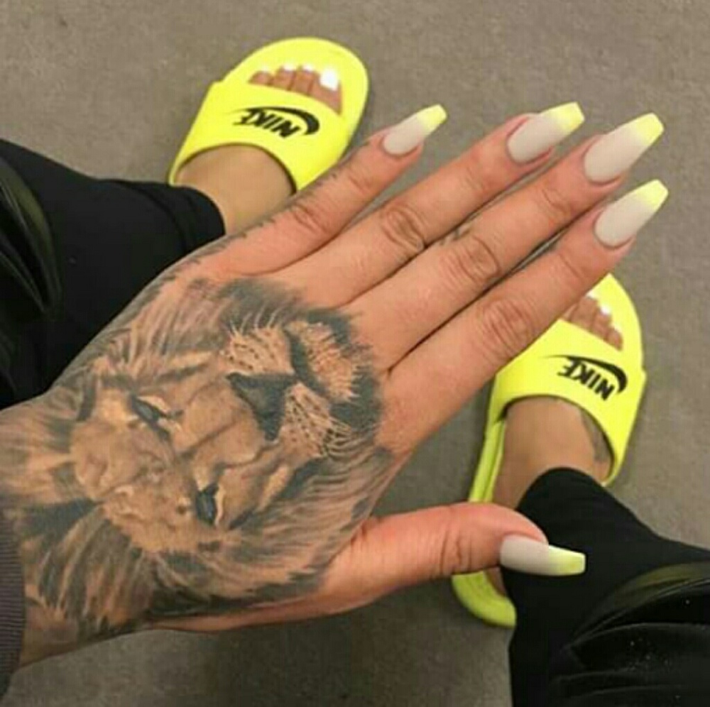 Meet your Posher, Tierra