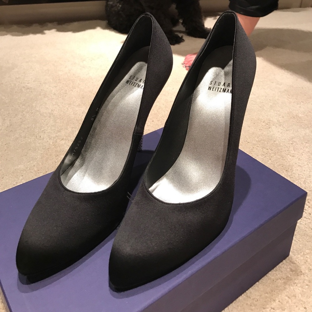 Stuart Weitzman Black Silk Pump - Picture 2 of 6