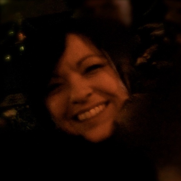 Meet your Posher, Dana - Picture 2 of 4