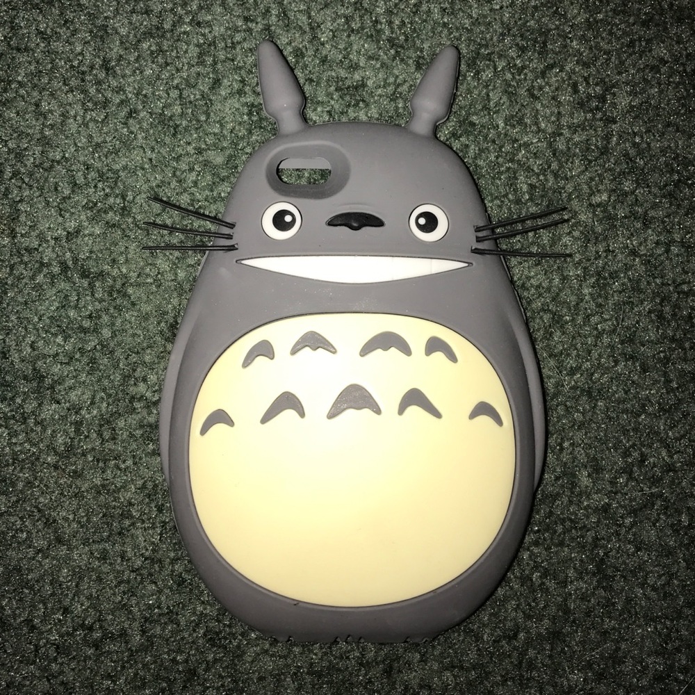 Grey totoro iPhone 6/6s case