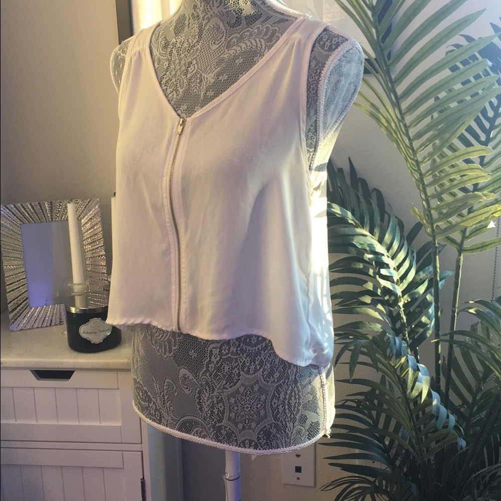 White zipper shirt