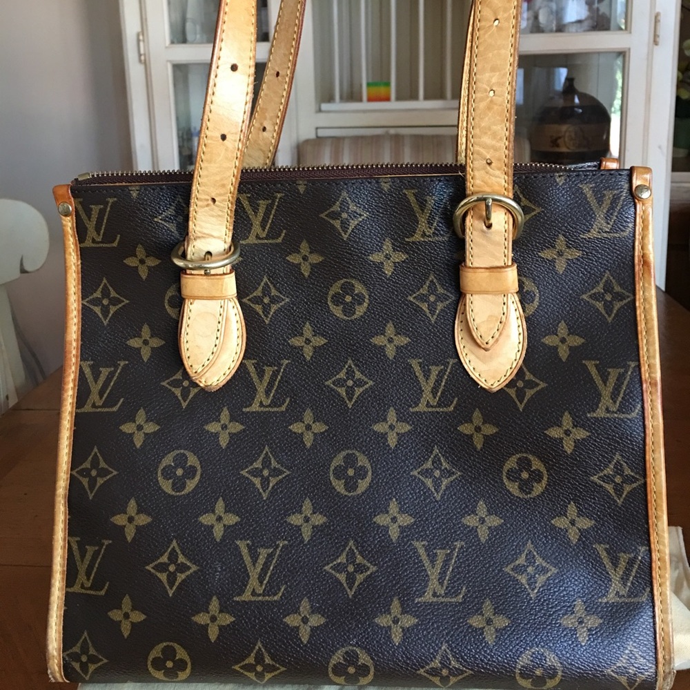 Louis Vuitton purse