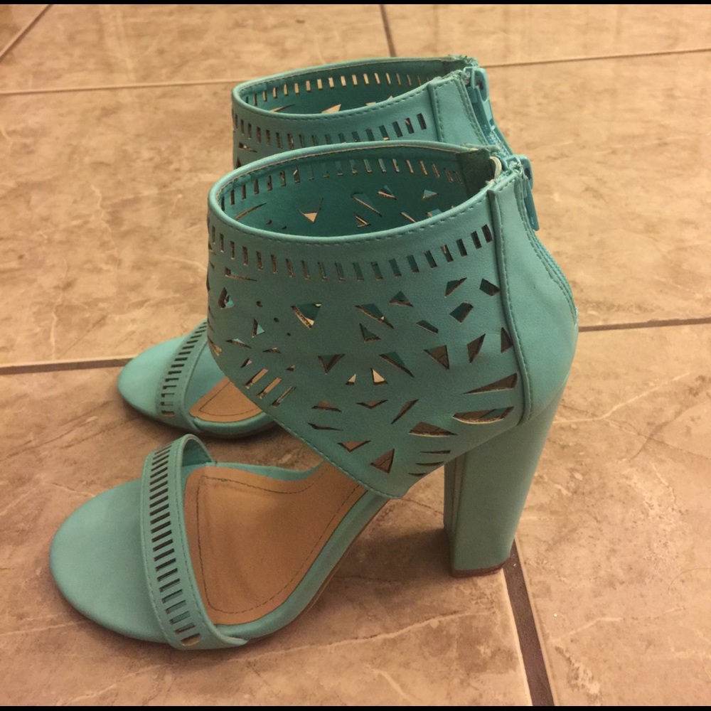 Tiffany Blue "Bamboo brand heels"