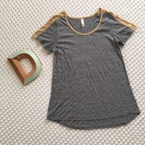 🚫SOLD LuLaRoe Classic T Grey w Tan Shoulder Tee