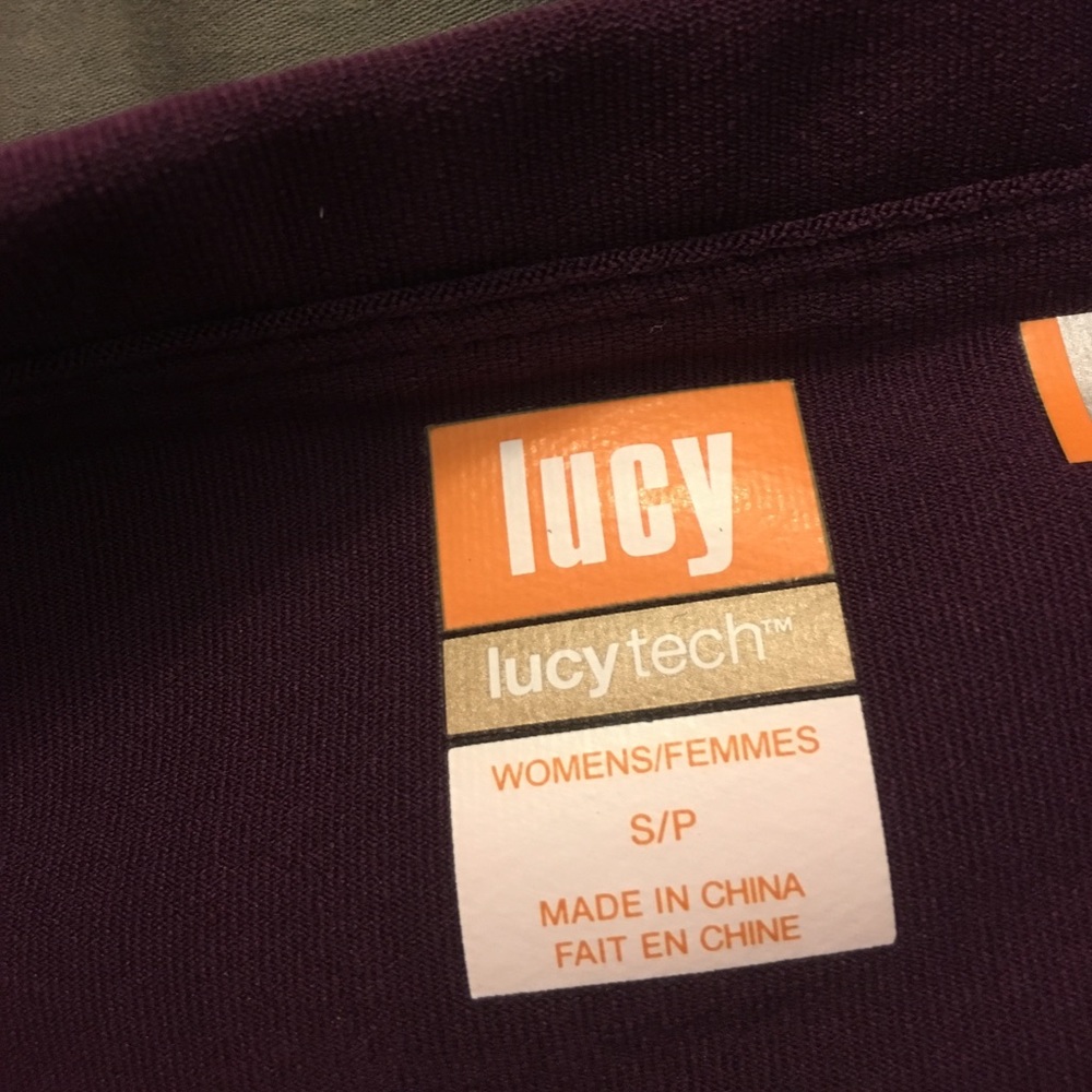 Moving sale Lucytech vital collection shirt