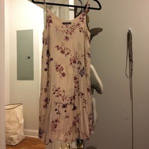 Brandy Melville floral dress