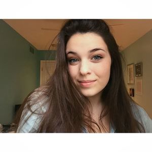 Meet your Posher, Maddie