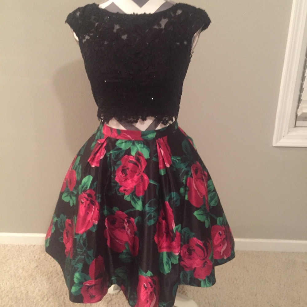 Cap Sleeve Two Piece Print Sherri Hill Dress