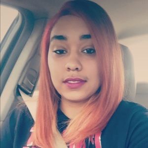 Meet your Posher, Danielle