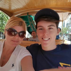 Meet your Posher, Meredith