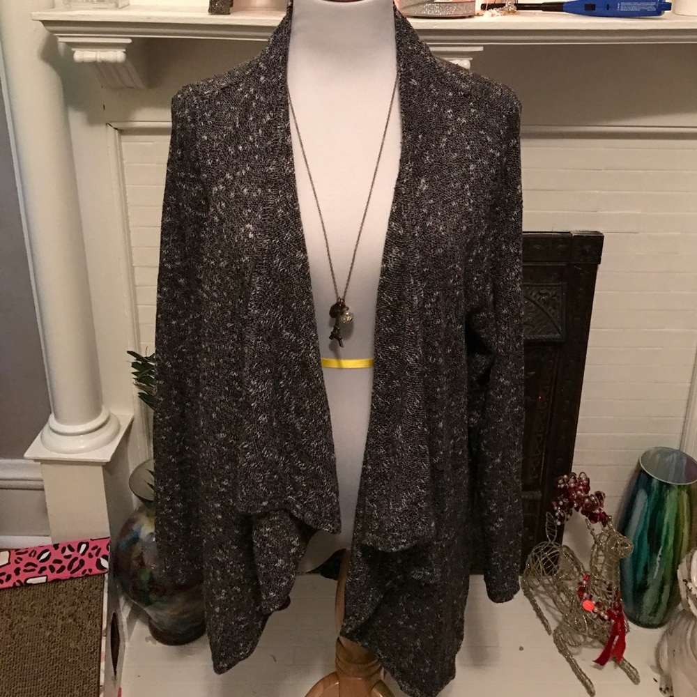Maurice's sweater size 2