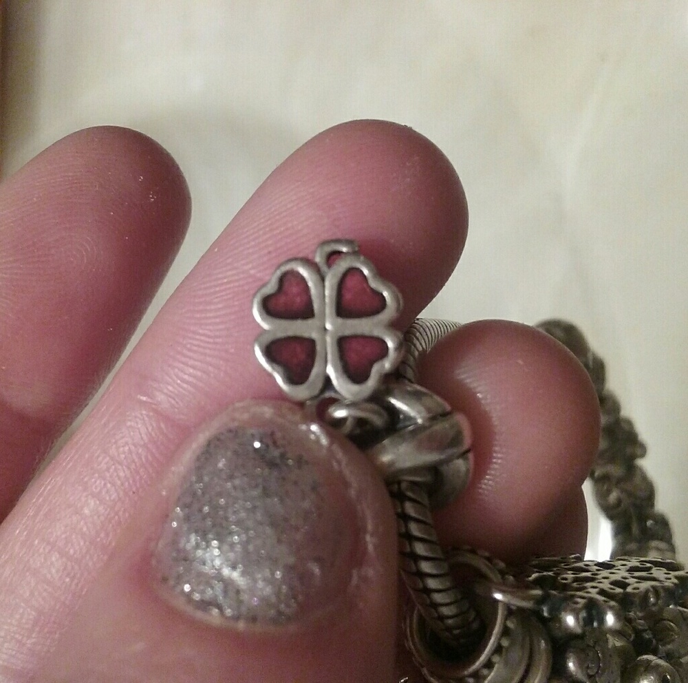 Rare 4 "heart" leaf clover Pandora Charm