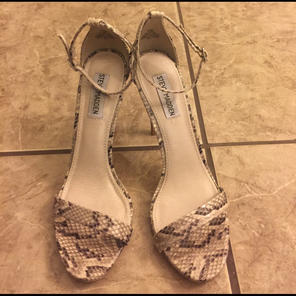 Steve Madden "Stecy"