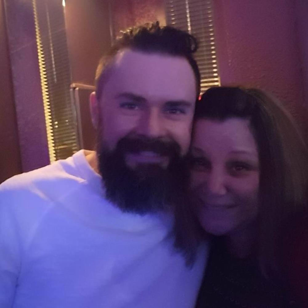 Meet your Posher, Casey