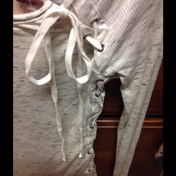 Chelsea and Violet long sleeve top XS - Picture 2 of 4