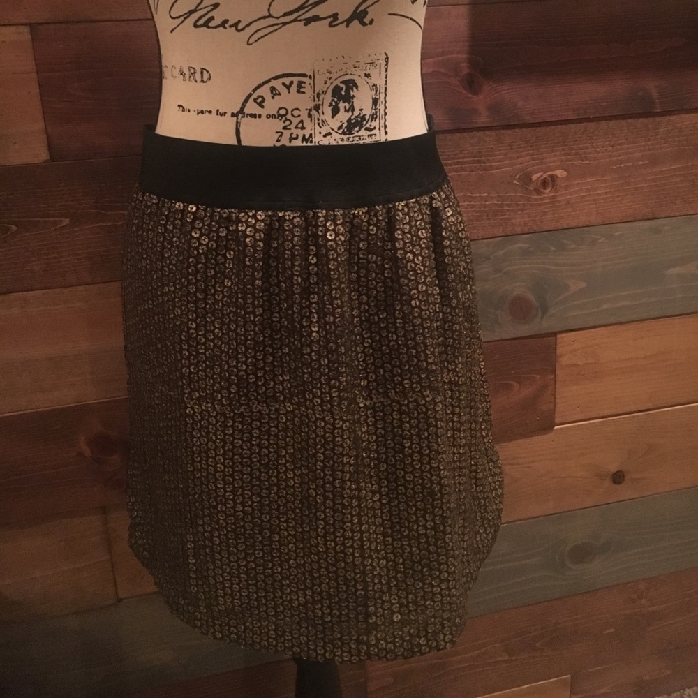 Apostrophe gold sequin skirt with pockets size L