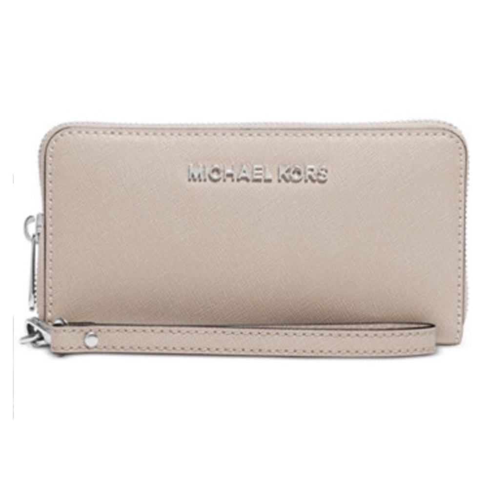 NWOT. Michael Kors Large Multifunction Wallet.