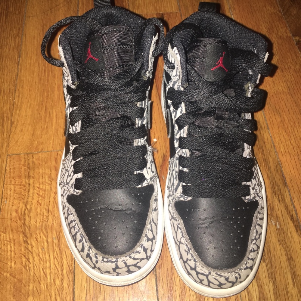 Air Jordan 1 Retro "Un-Supreme" High