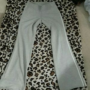 Gray sweatpants size small
