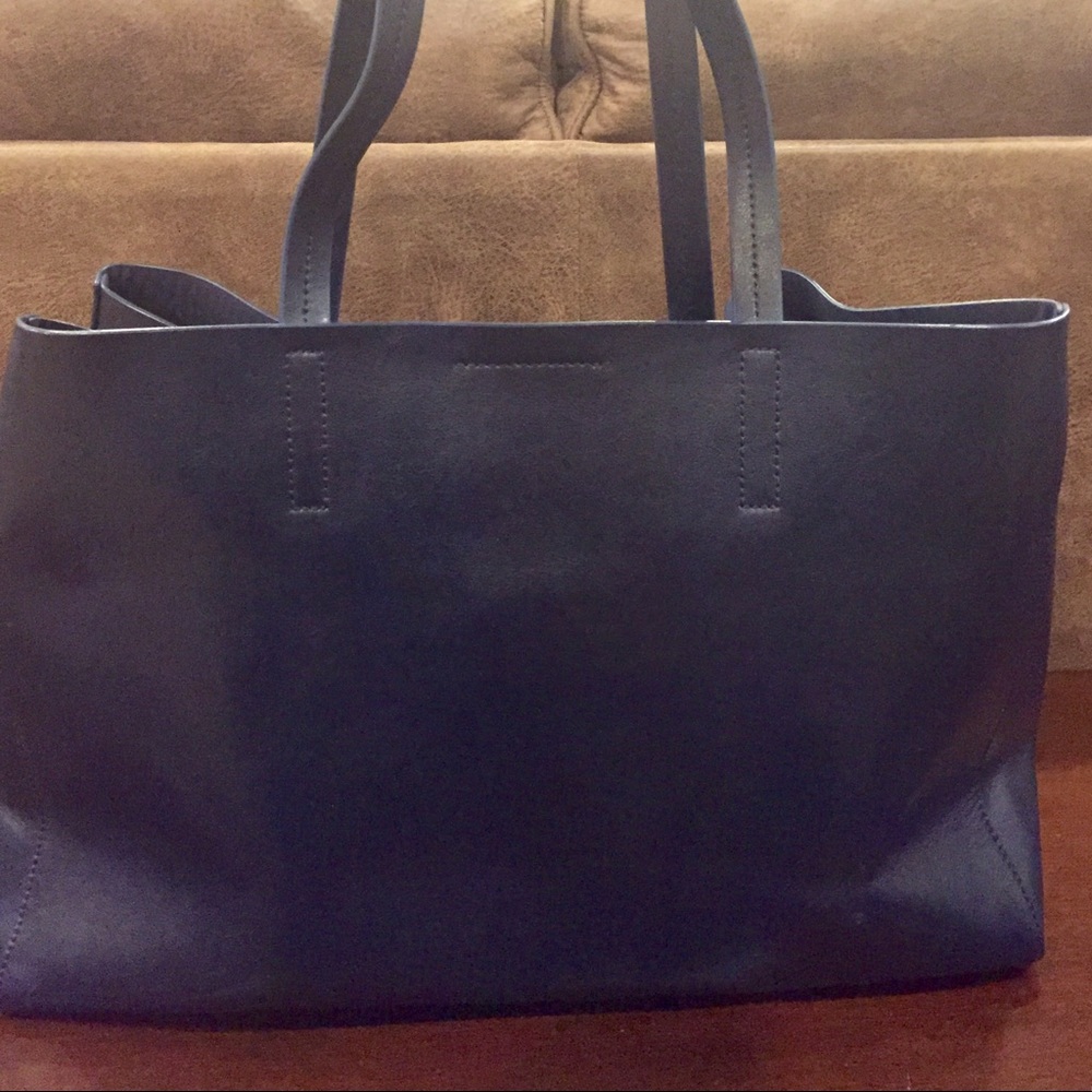 NWOT Banana Republic Shoulder Tote